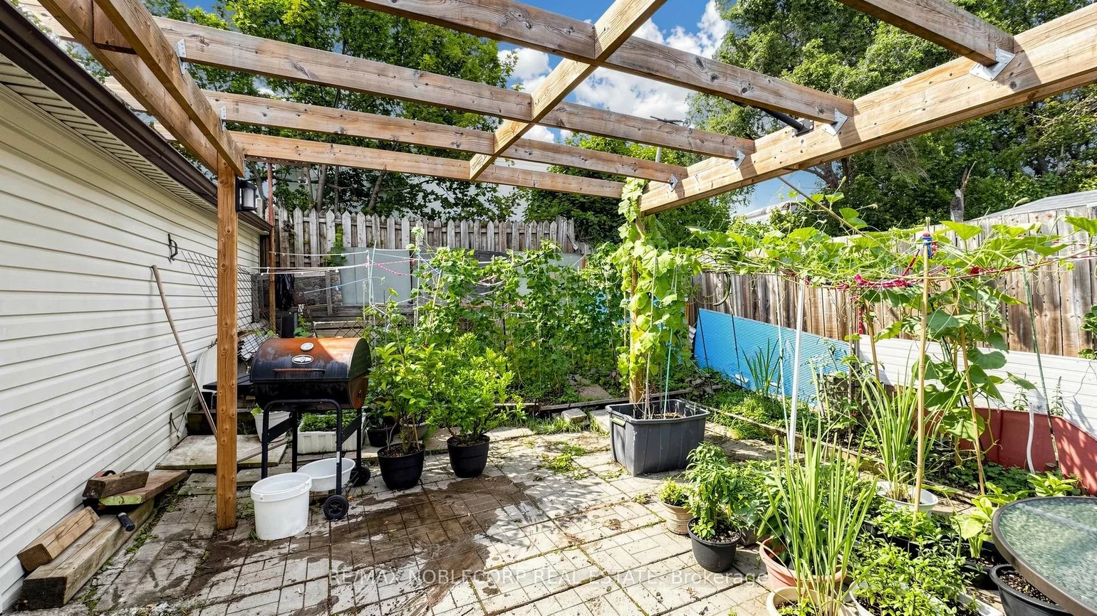 95, Snowood, Glenfield-Jane Heights, Toronto