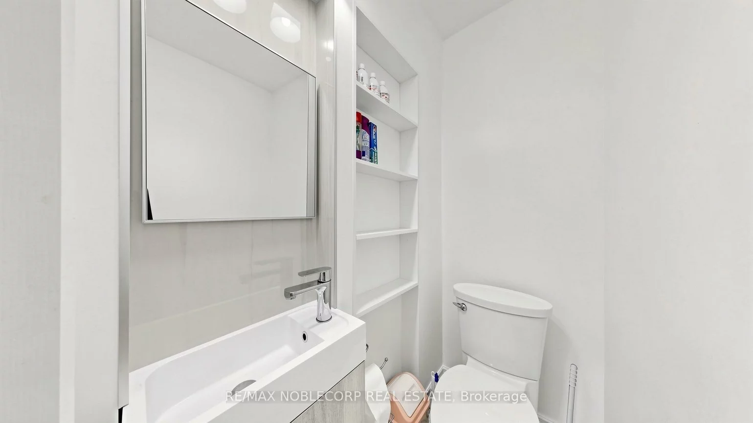 95, Snowood, Glenfield-Jane Heights, Toronto