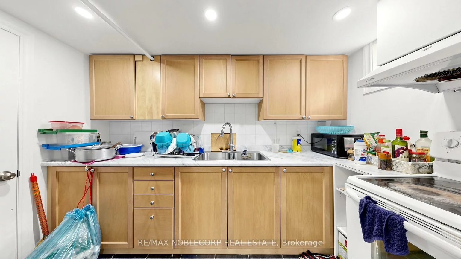 95, Snowood, Glenfield-Jane Heights, Toronto