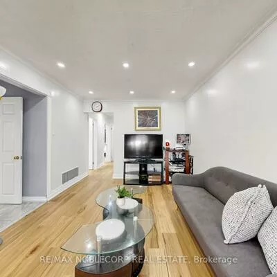 95, Snowood, Glenfield-Jane Heights, Toronto