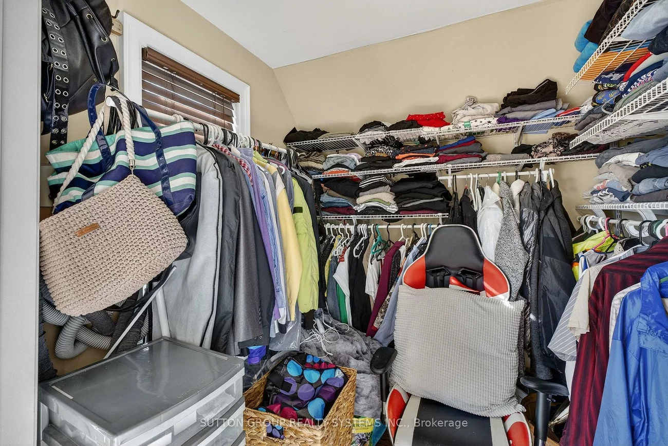 32, Green Lanes, Islington-City Centre West, Toronto