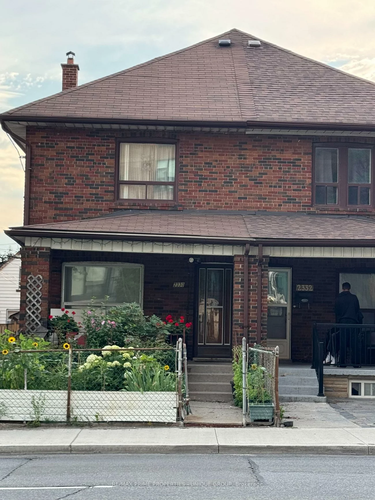 2330, Dufferin, Caledonia-Fairbank, Toronto