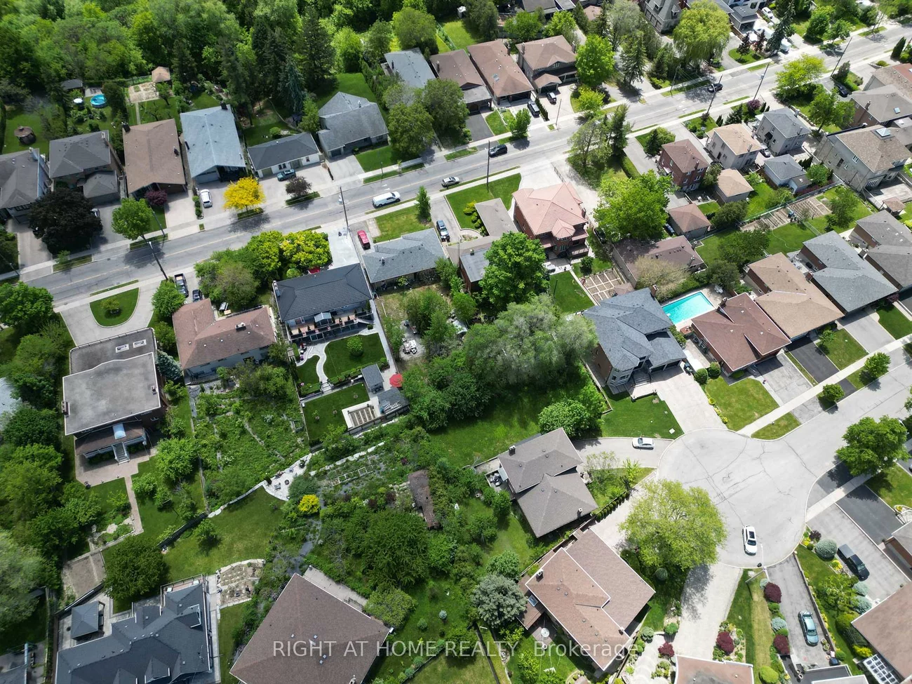 362, Maple Leaf, Maple Leaf, Toronto