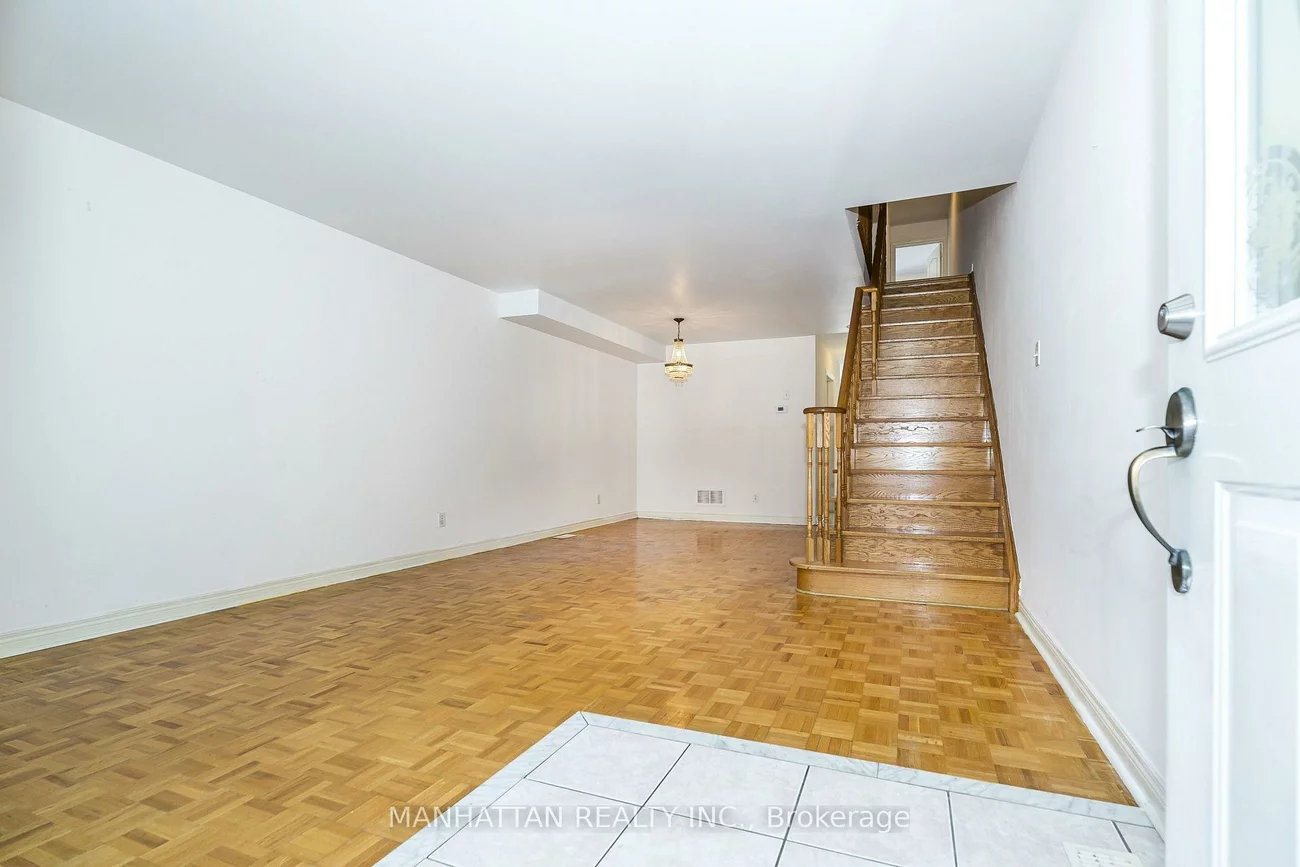 1220, Weston, Mount Dennis, Toronto
