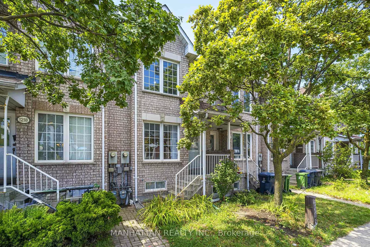 1220, Weston, Mount Dennis, Toronto