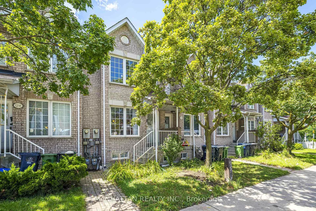 1220, Weston, Mount Dennis, Toronto