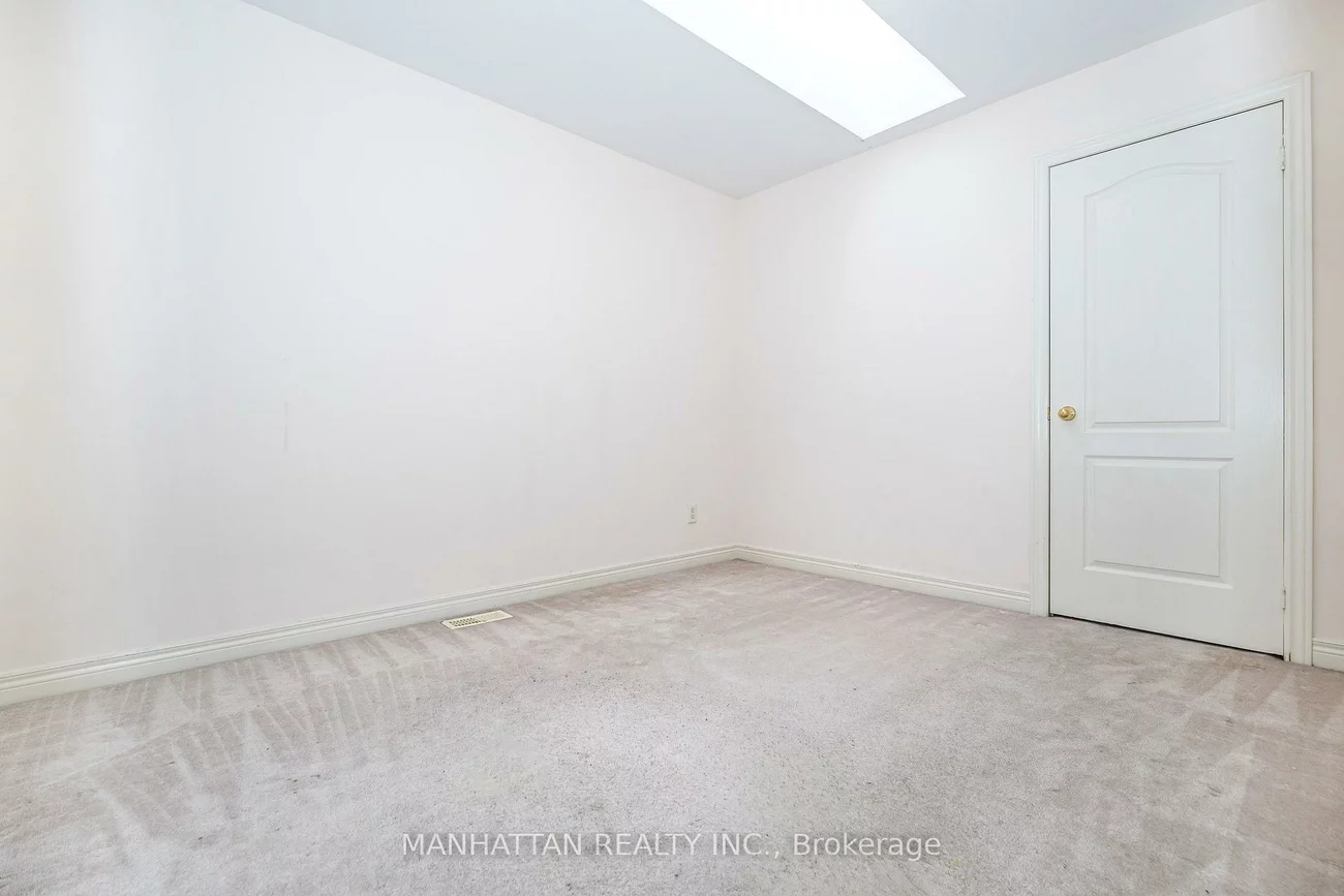 1220, Weston, Mount Dennis, Toronto