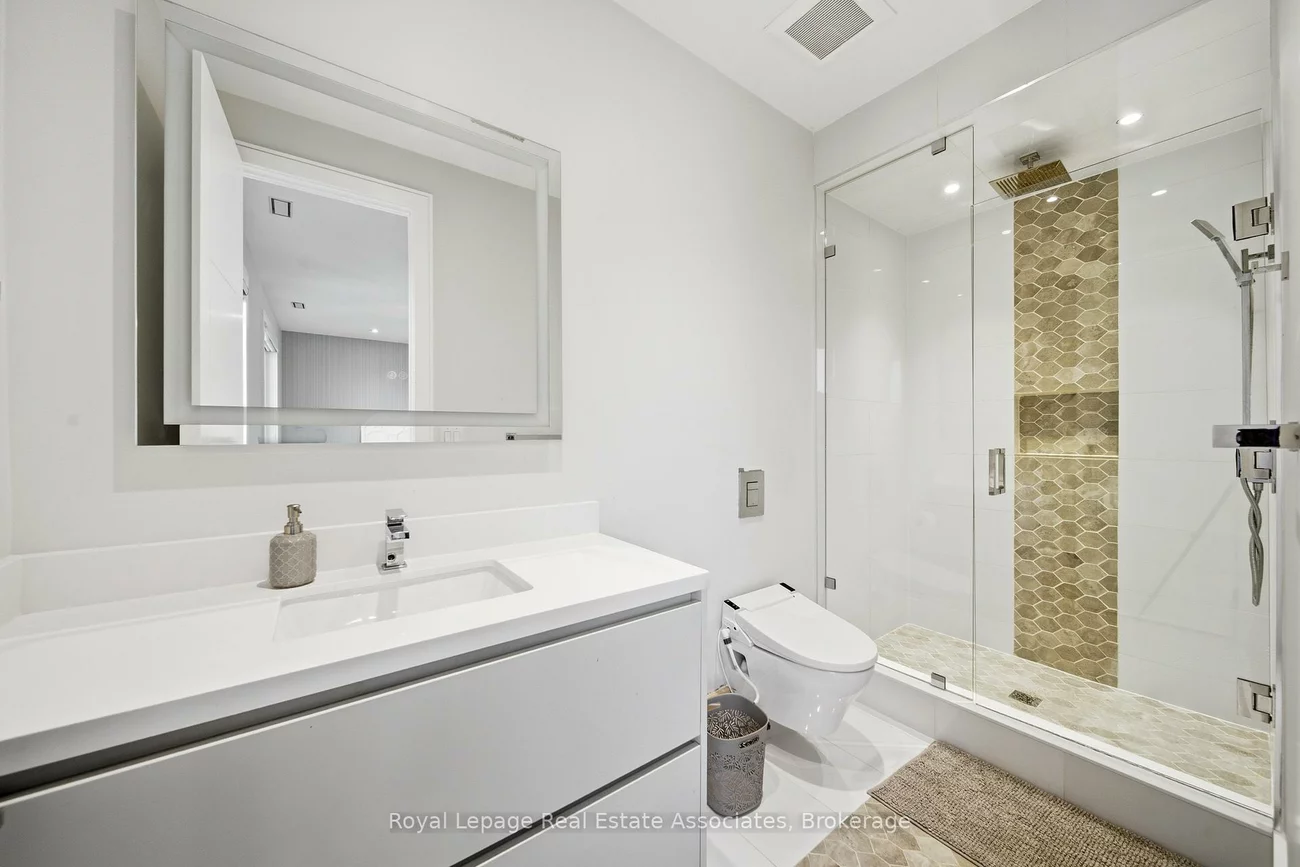14, Joyce, Yorkdale-Glen Park, Toronto