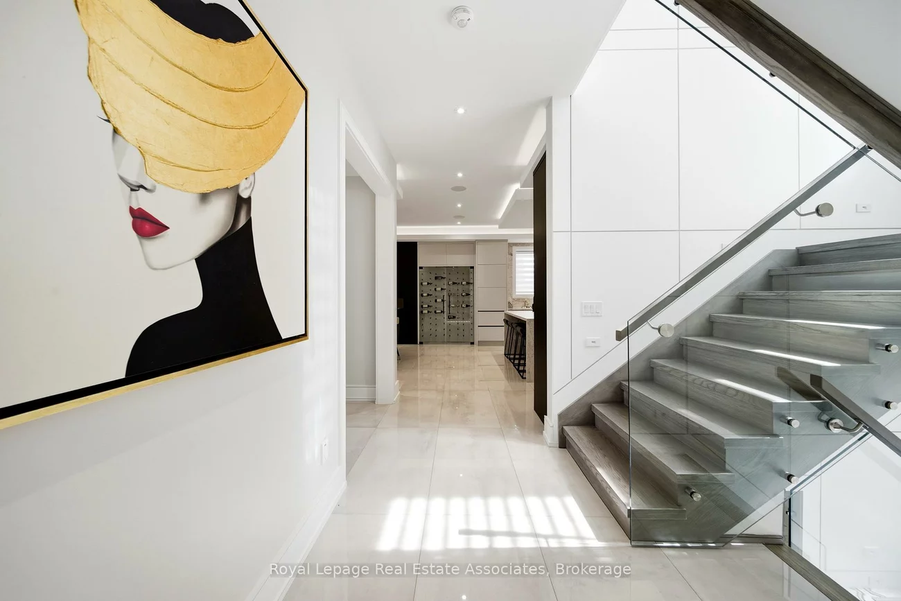 14, Joyce, Yorkdale-Glen Park, Toronto