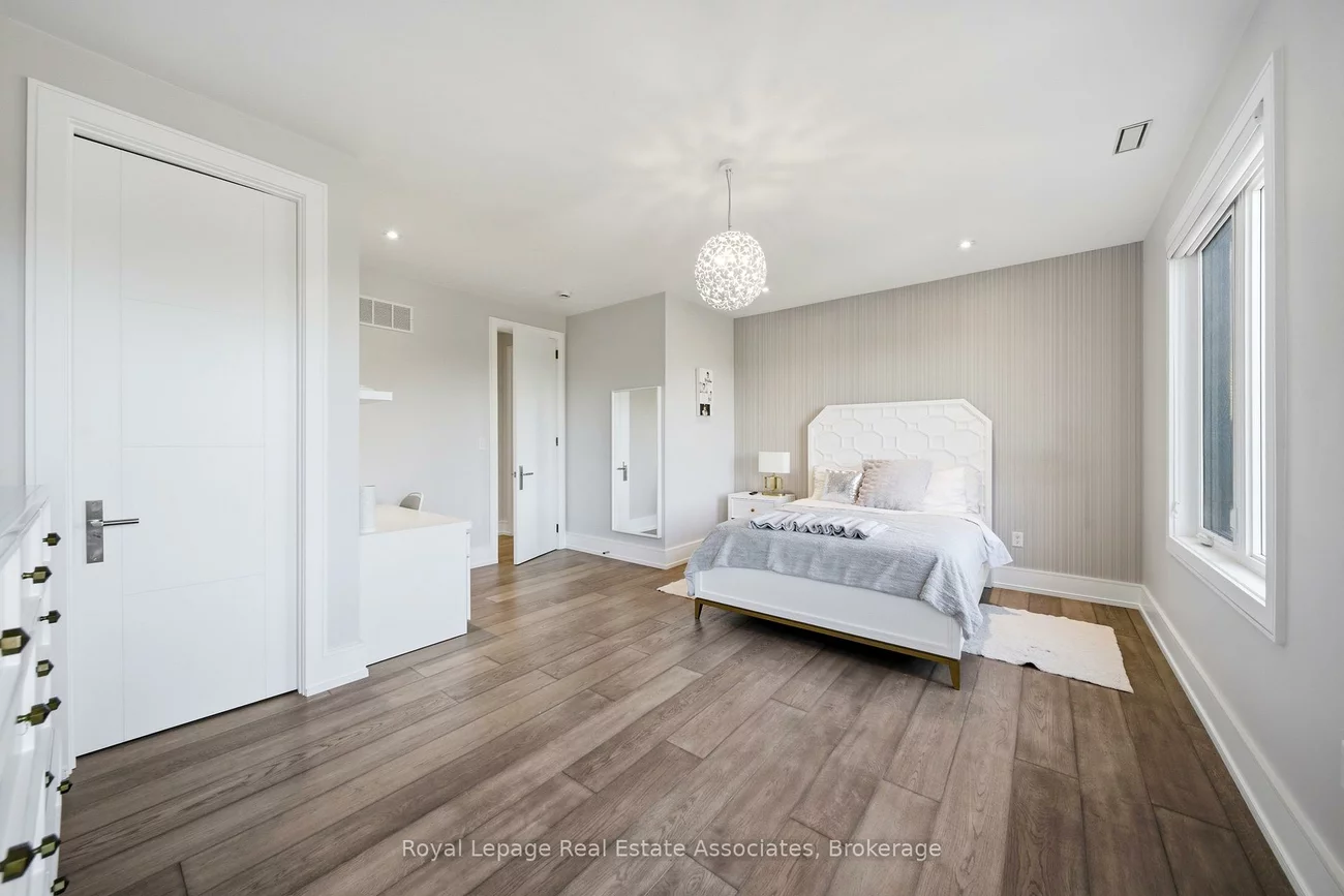 14, Joyce, Yorkdale-Glen Park, Toronto