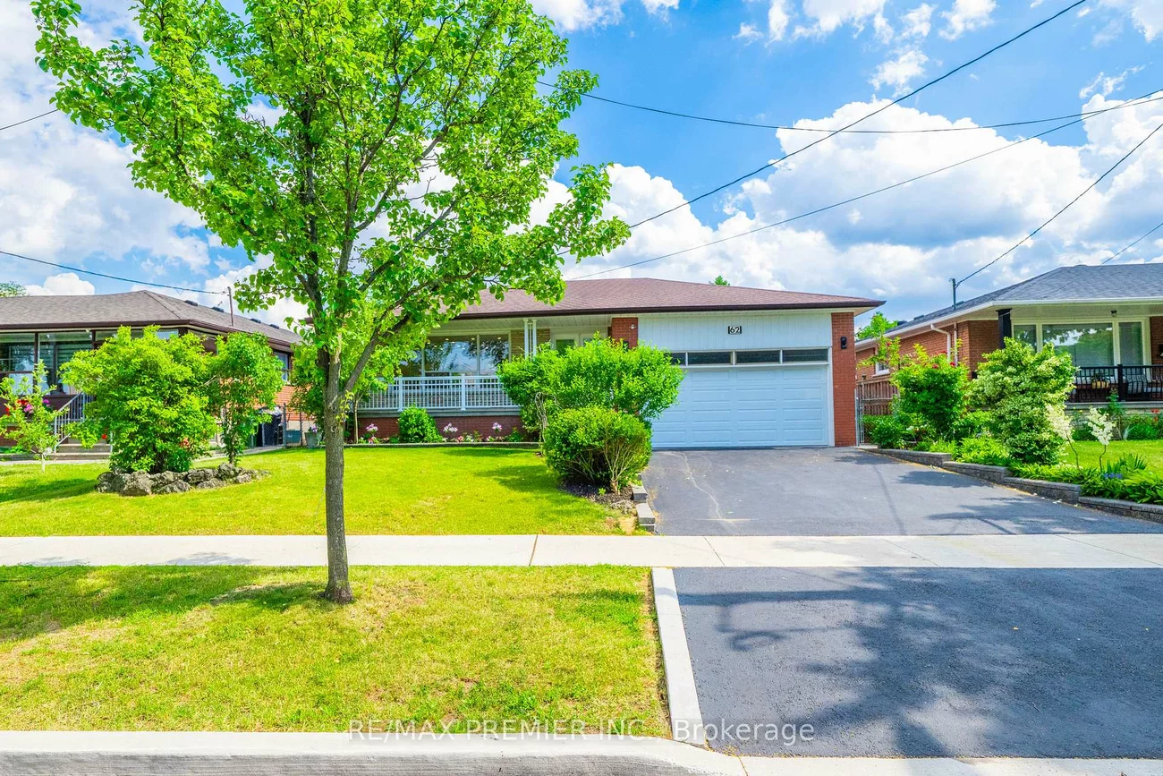 62, Keegan, York University Heights, Toronto