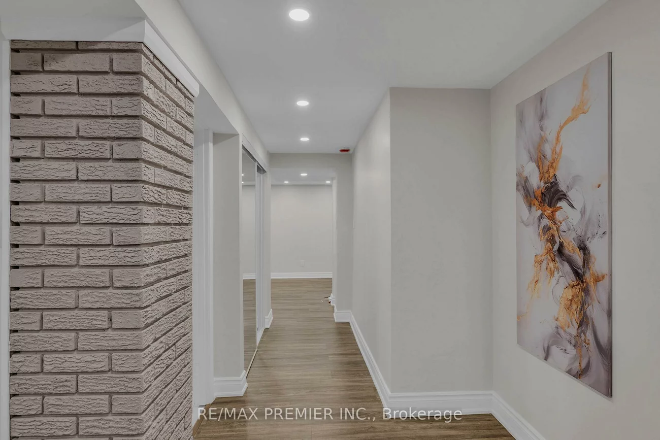 62, Keegan, York University Heights, Toronto