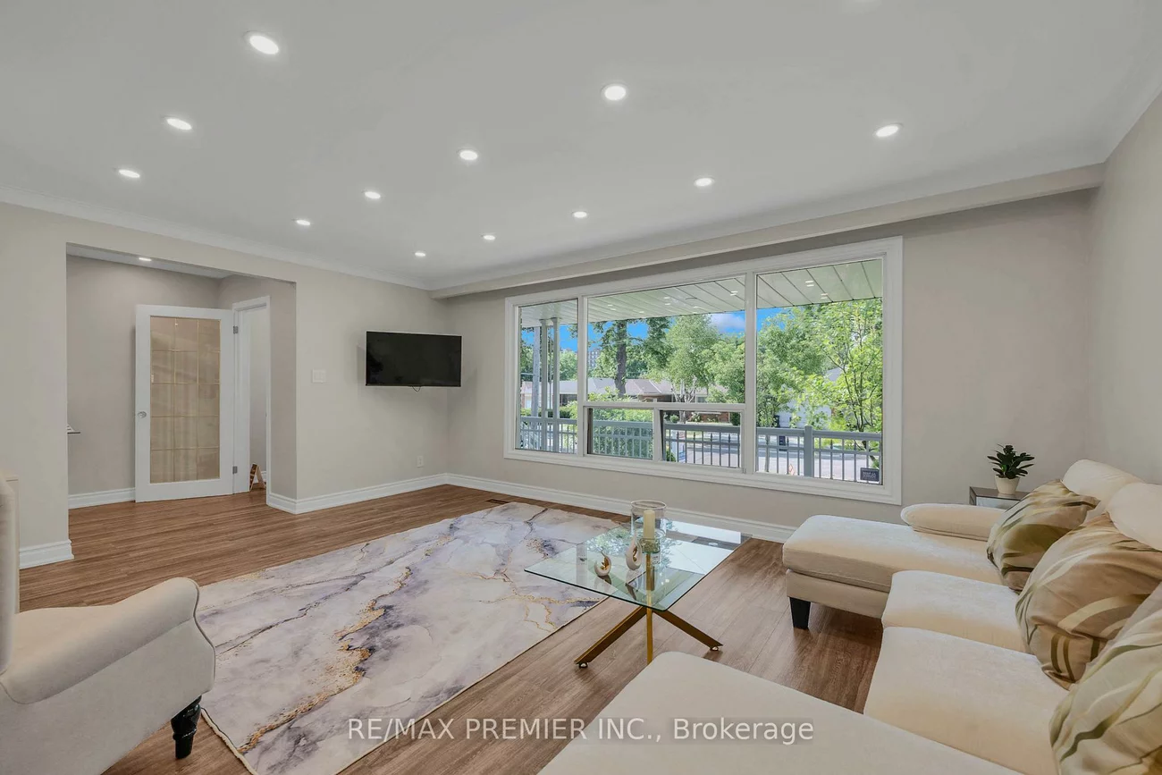 62, Keegan, York University Heights, Toronto