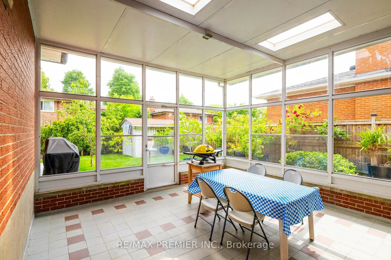 62, Keegan, York University Heights, Toronto