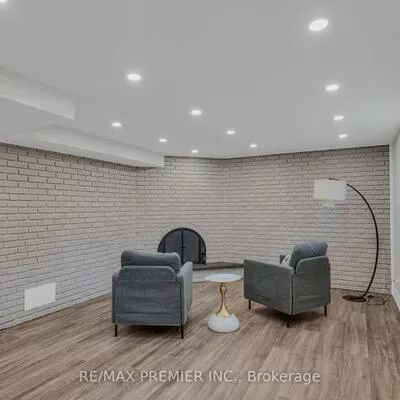 62, Keegan, York University Heights, Toronto