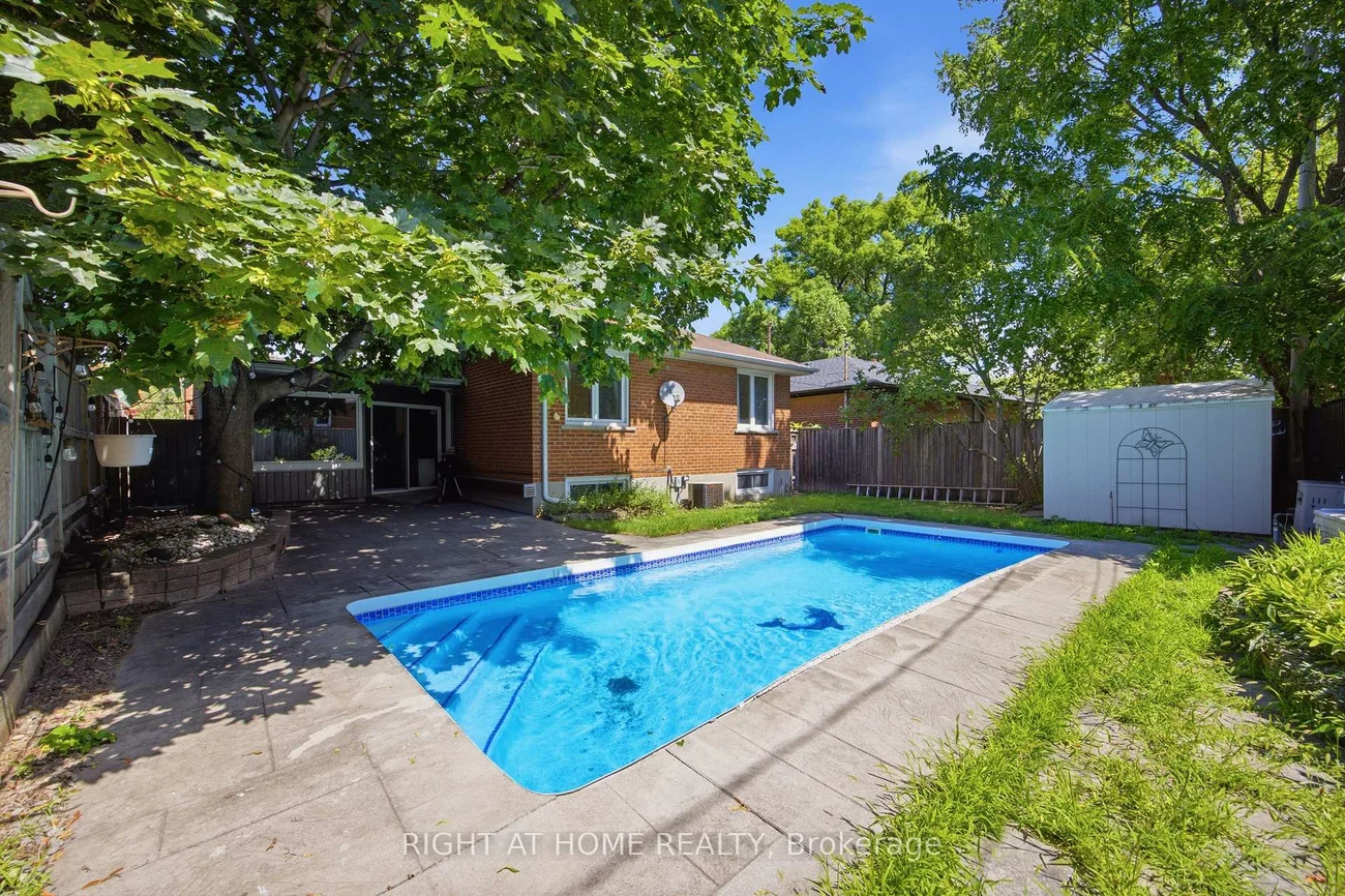 45, Faversham, Eringate-Centennial-West Deane, Toronto