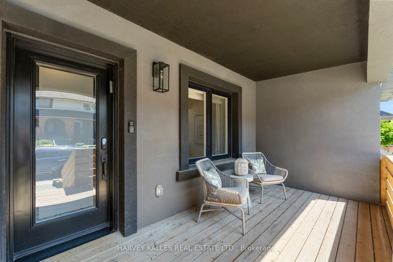 106, Hope, Corso Italia-Davenport, Toronto