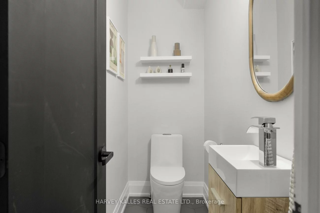 106, Hope, Corso Italia-Davenport, Toronto