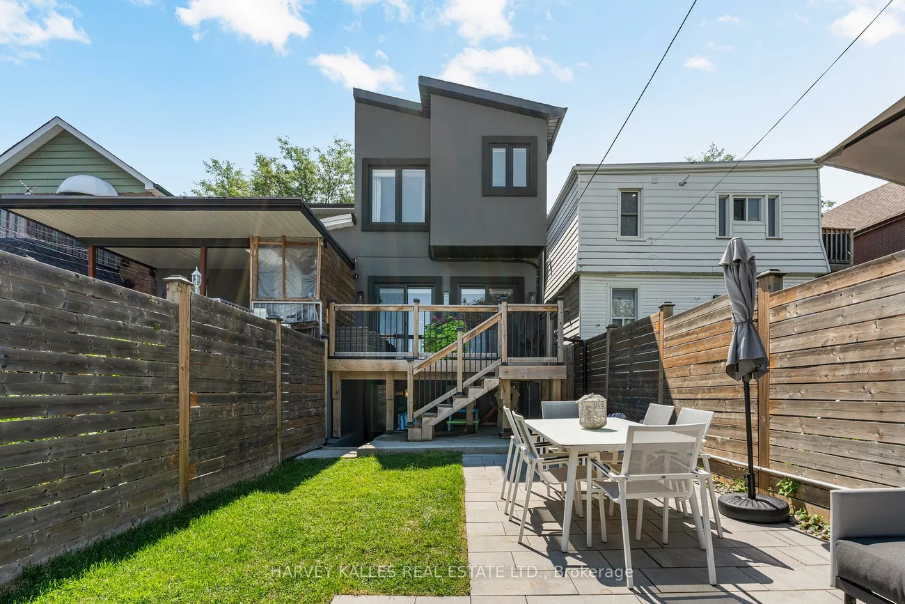106, Hope, Corso Italia-Davenport, Toronto