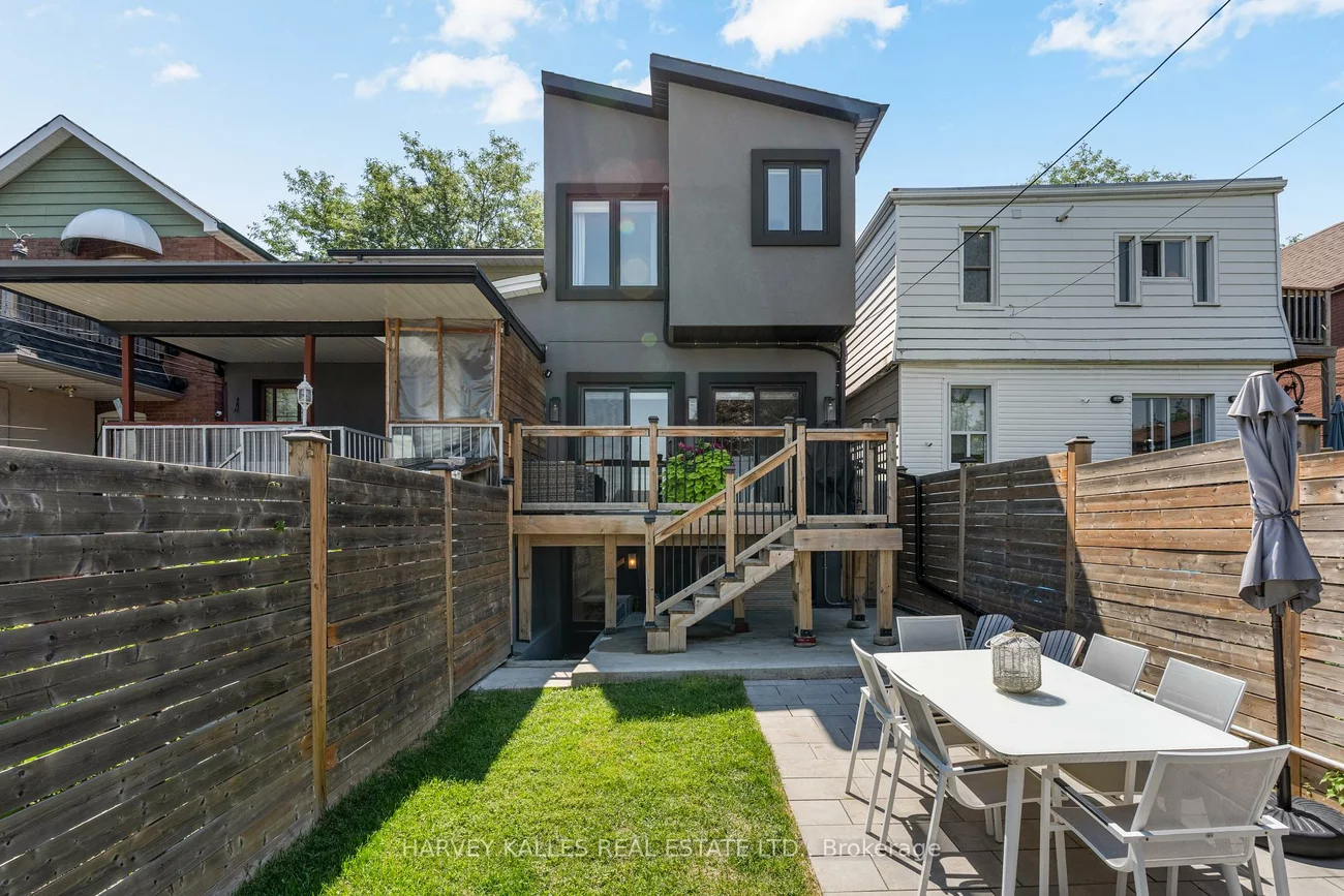 106, Hope, Corso Italia-Davenport, Toronto