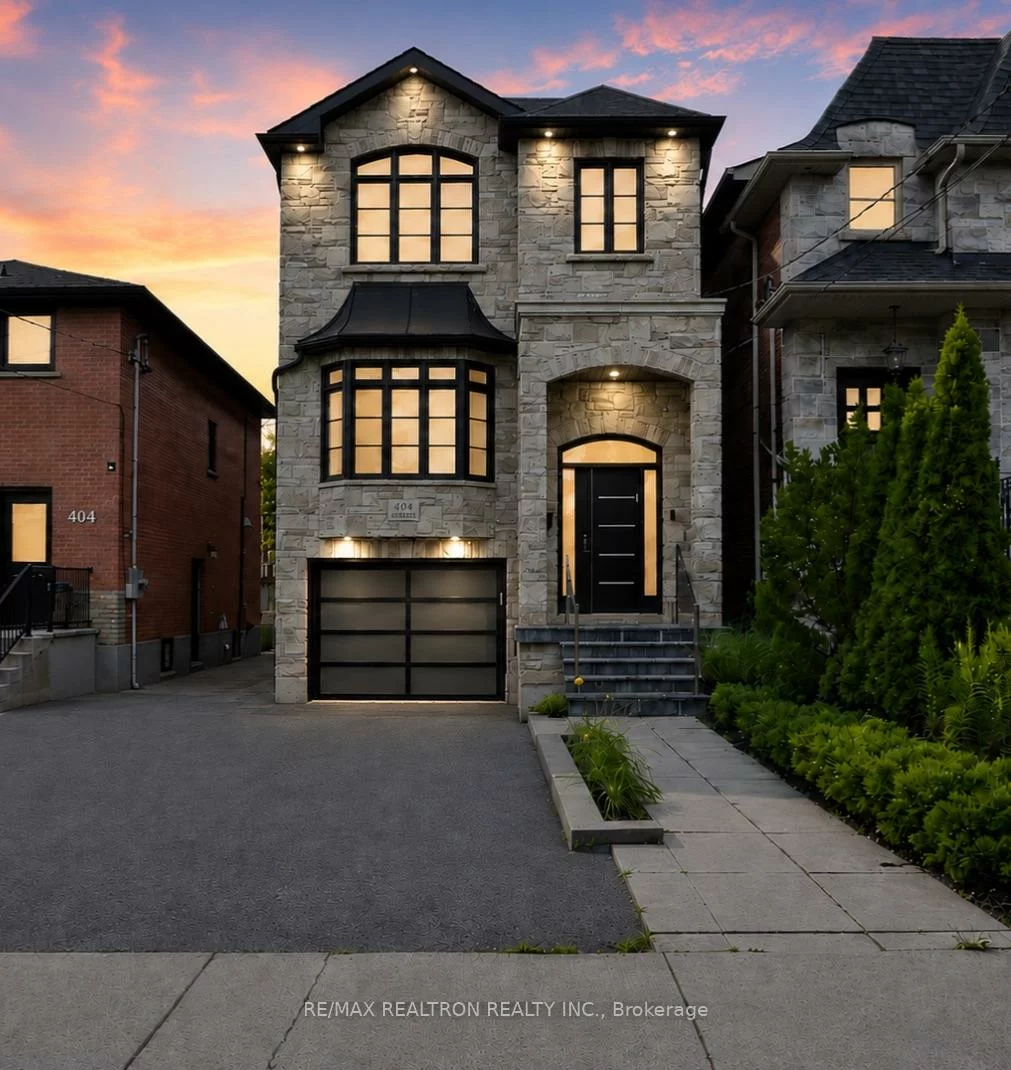 402, Glen Park, Yorkdale-Glen Park, Toronto