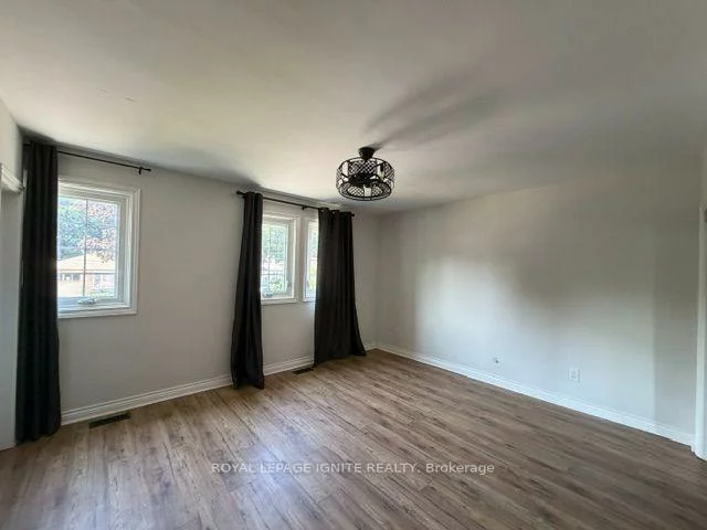 11, Fulwell, York University Heights, Toronto