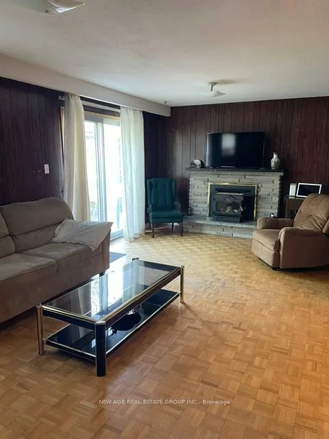 112, Anthia, Humber Summit, Toronto