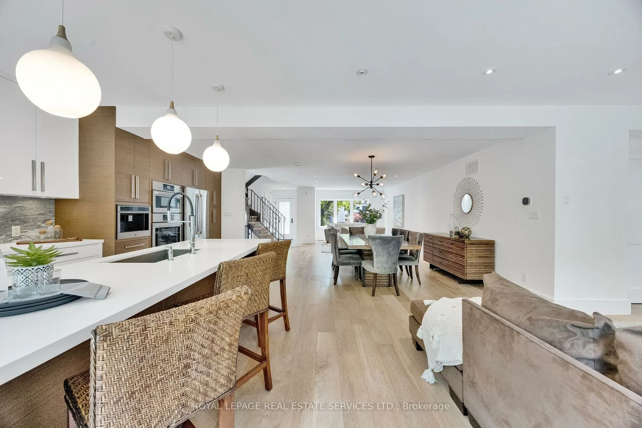 52, Glenaden, Stonegate-Queensway, Toronto
