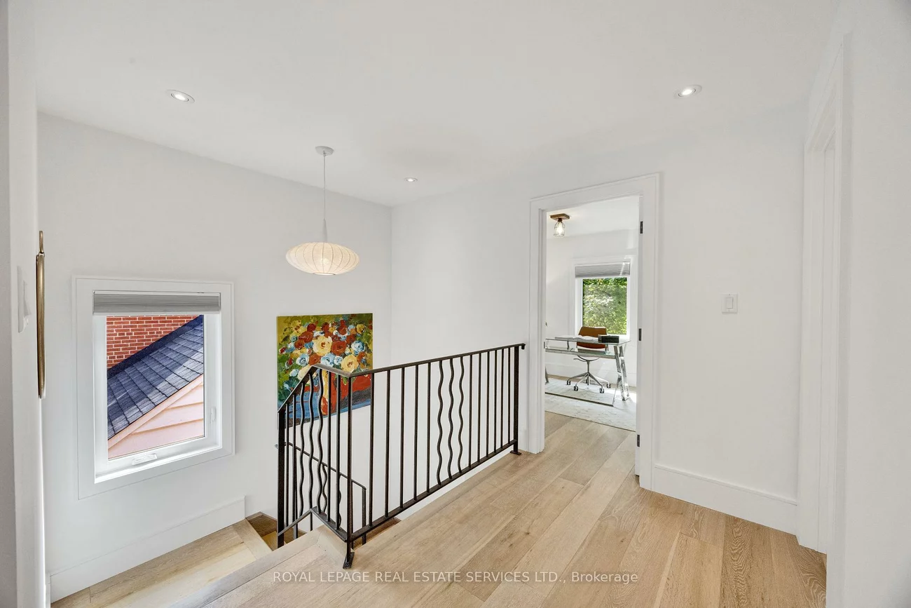52, Glenaden, Stonegate-Queensway, Toronto
