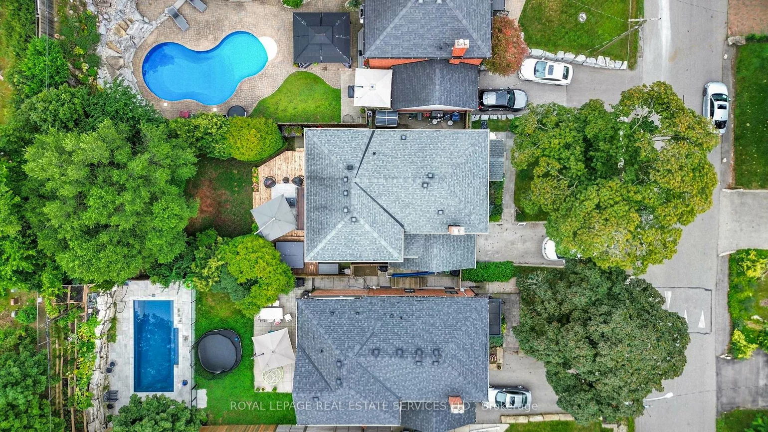 52, Glenaden, Stonegate-Queensway, Toronto