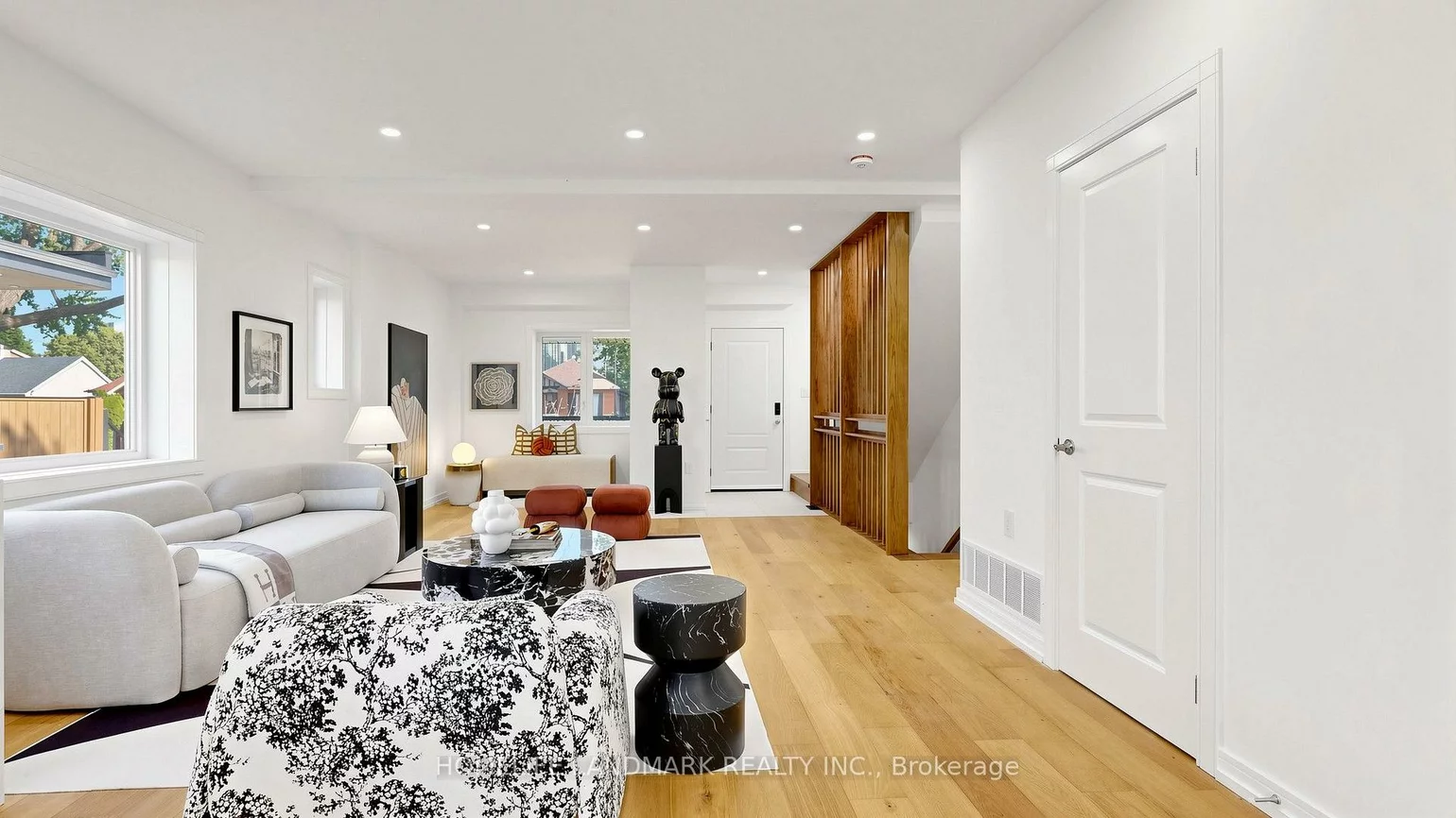 88, Waniska, Stonegate-Queensway, Toronto