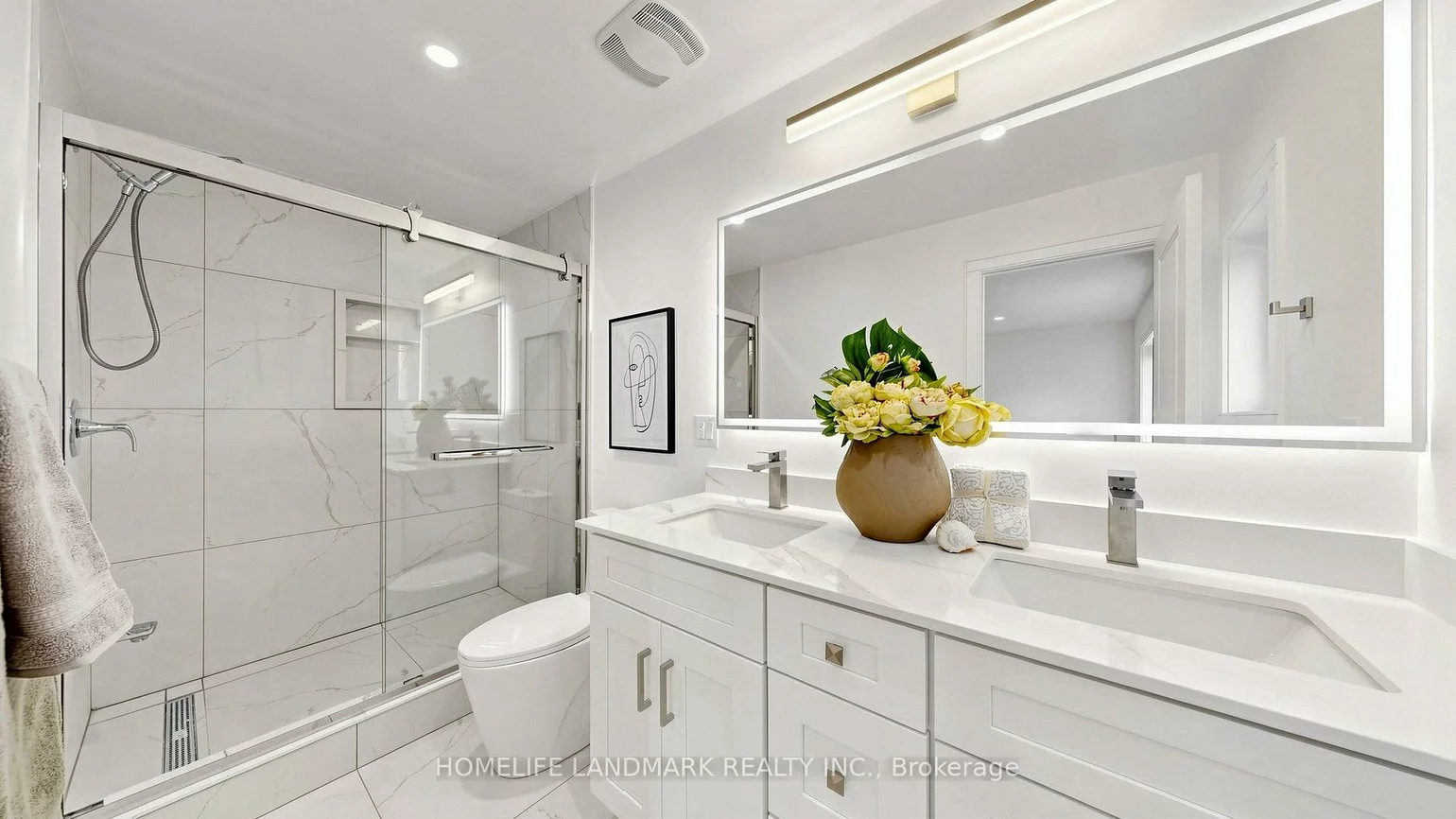 88, Waniska, Stonegate-Queensway, Toronto
