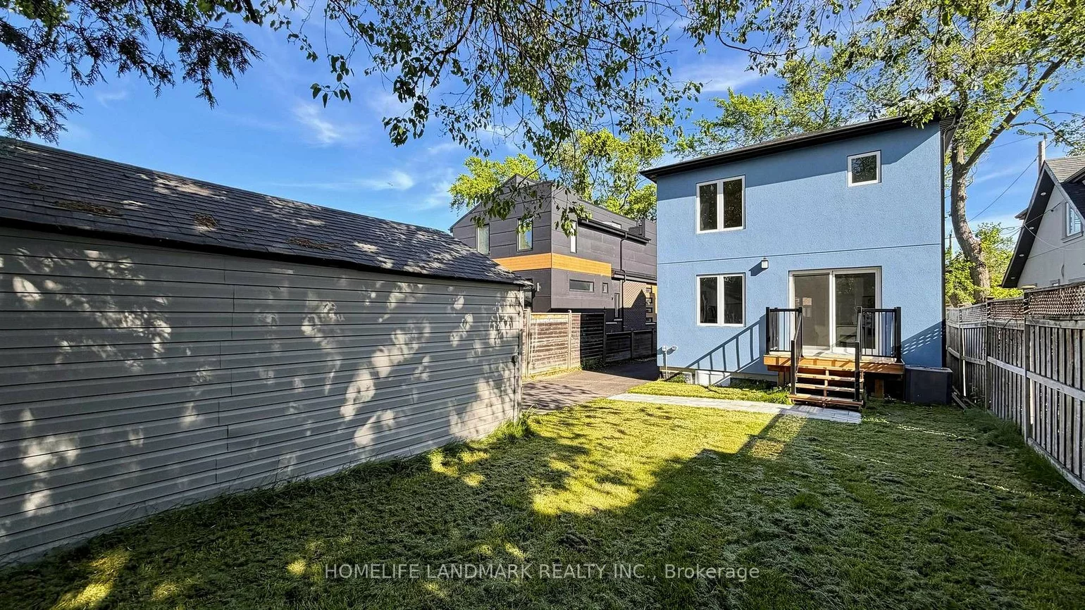 88, Waniska, Stonegate-Queensway, Toronto