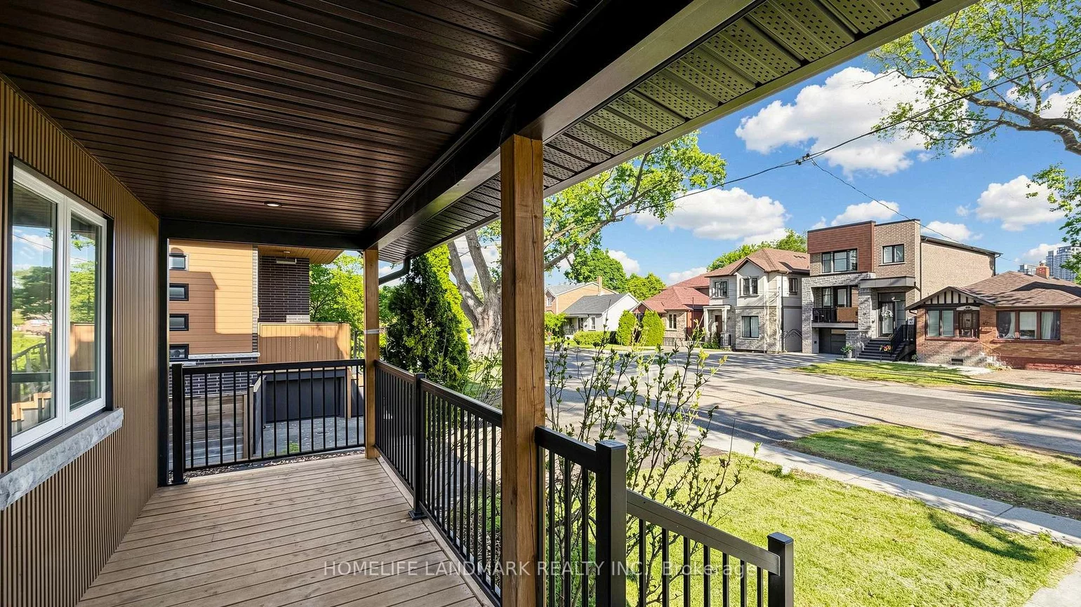 88, Waniska, Stonegate-Queensway, Toronto