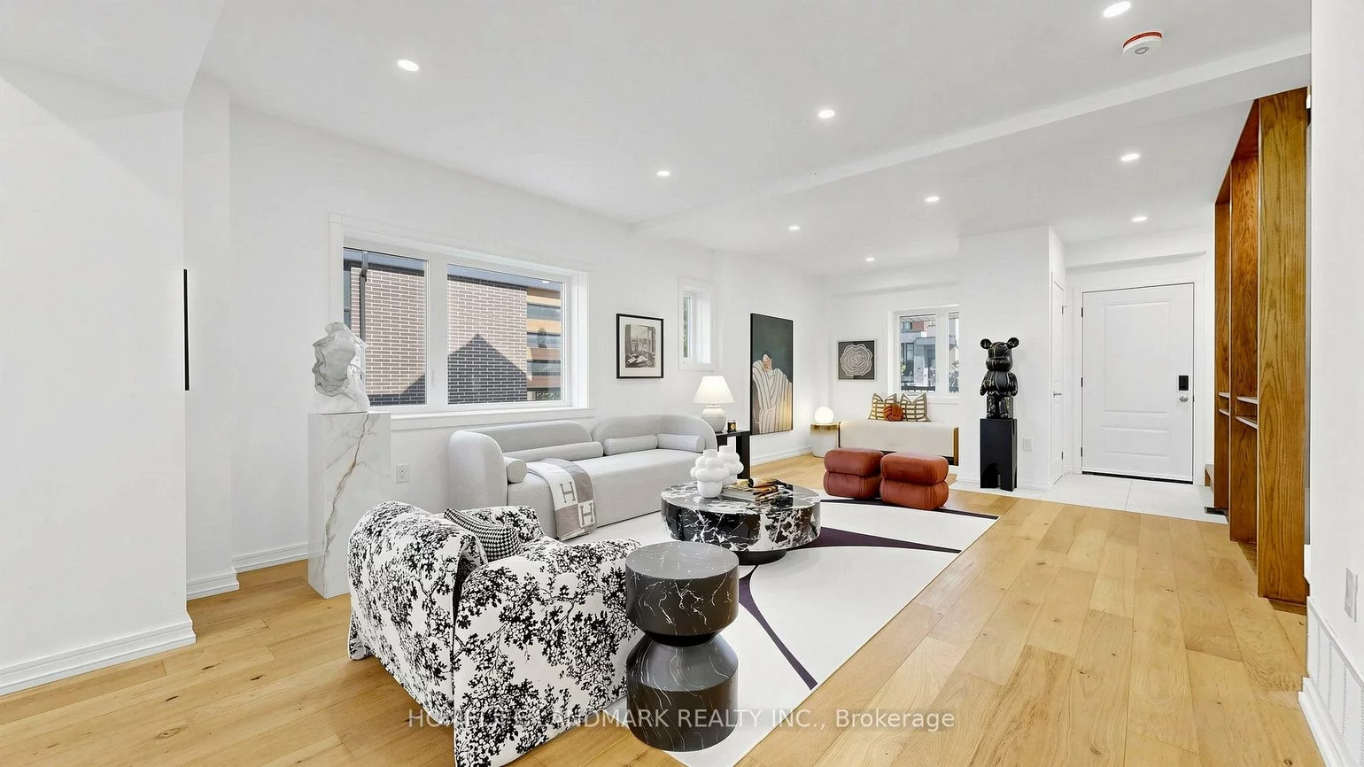 88, Waniska, Stonegate-Queensway, Toronto