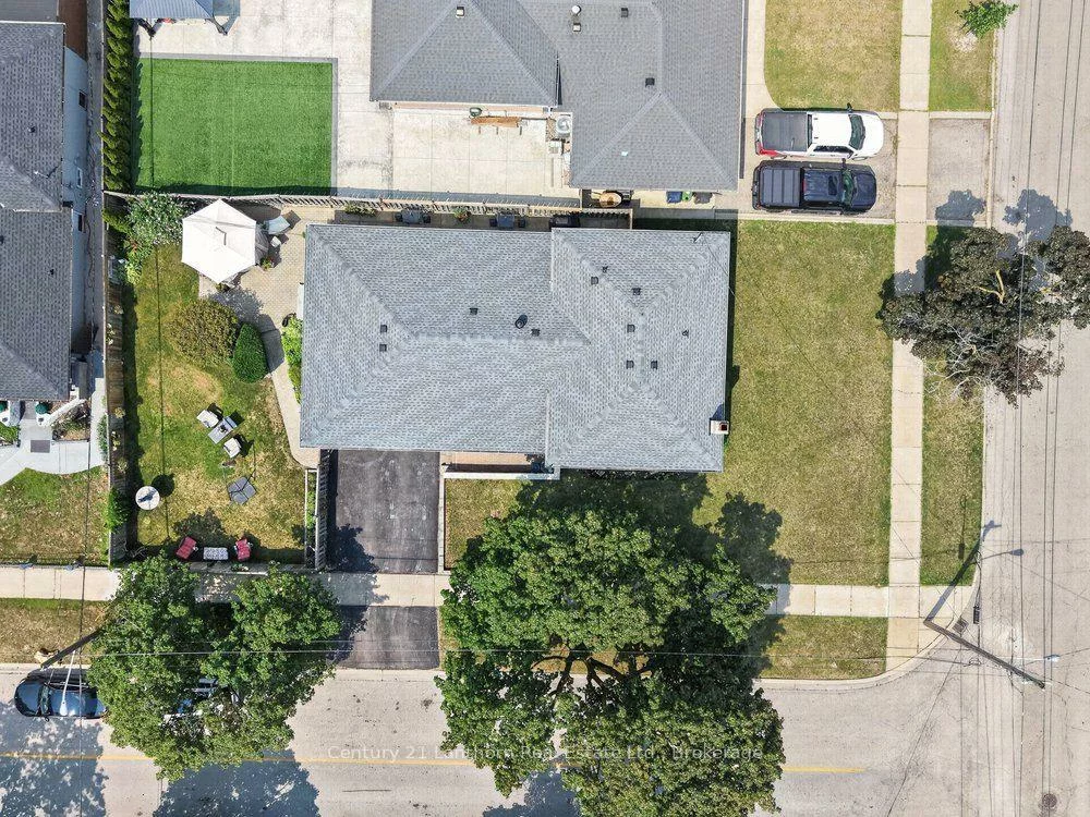 333, Jeffcoat, West Humber-Clairville, Toronto