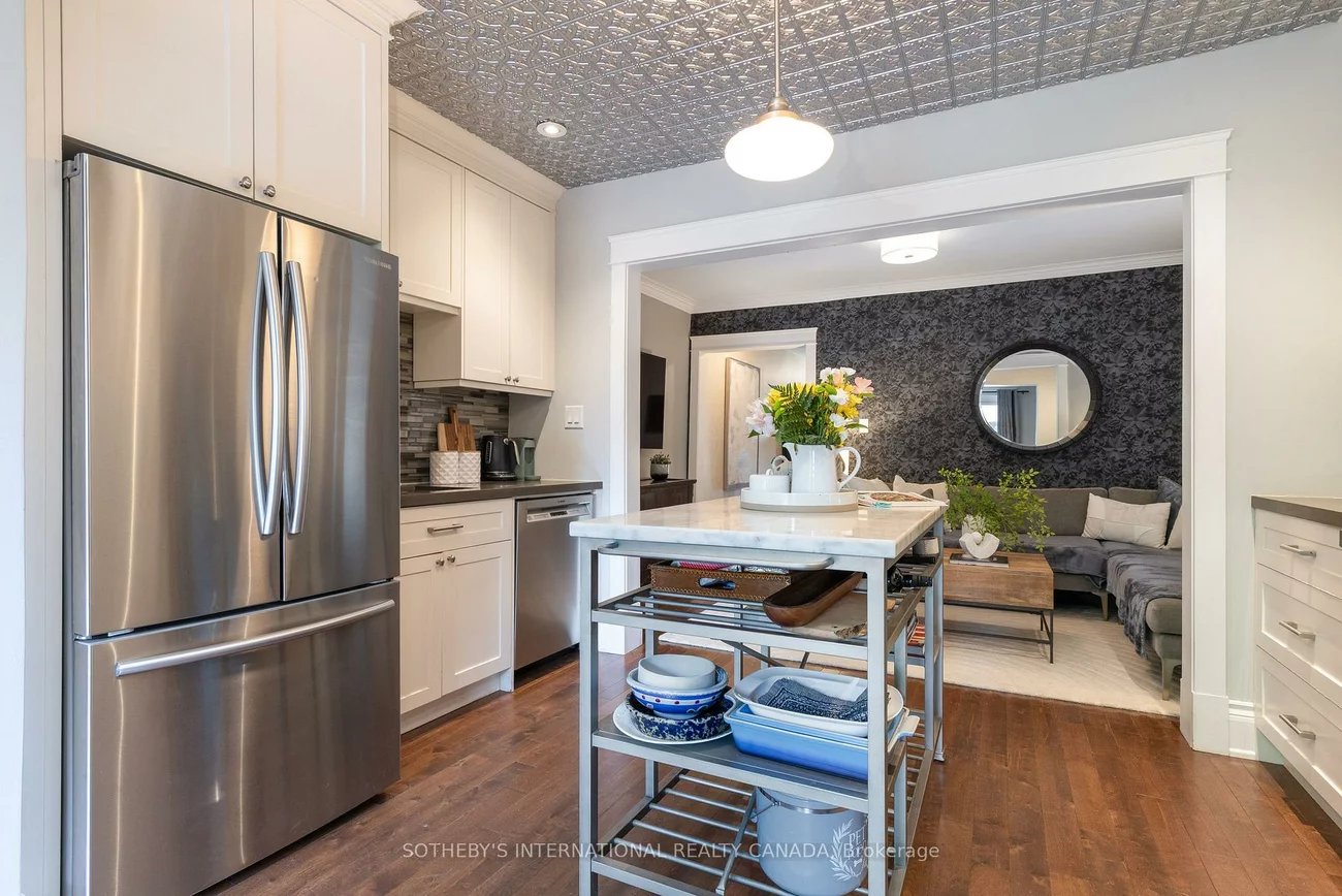 2, Rexford, Runnymede-Bloor West Village, Toronto