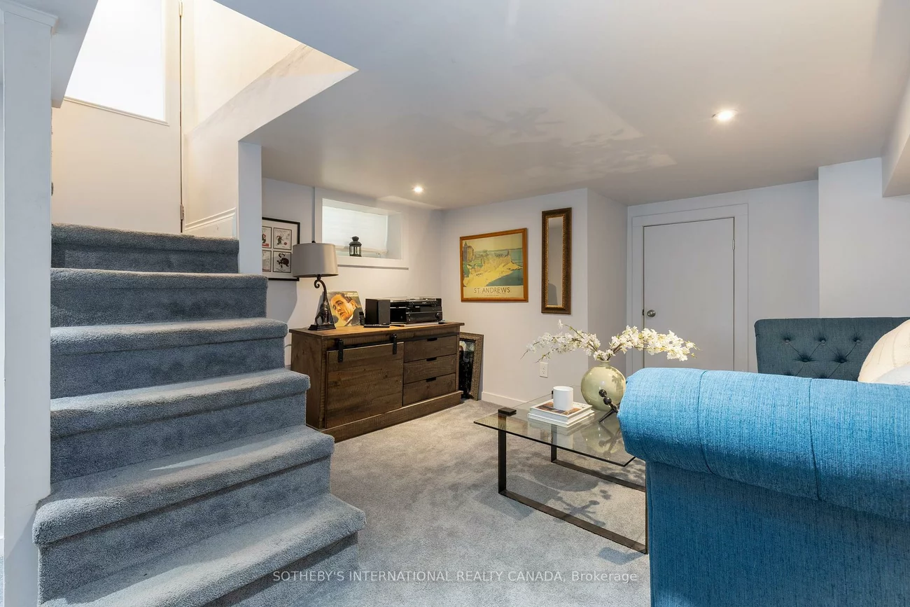 2, Rexford, Runnymede-Bloor West Village, Toronto