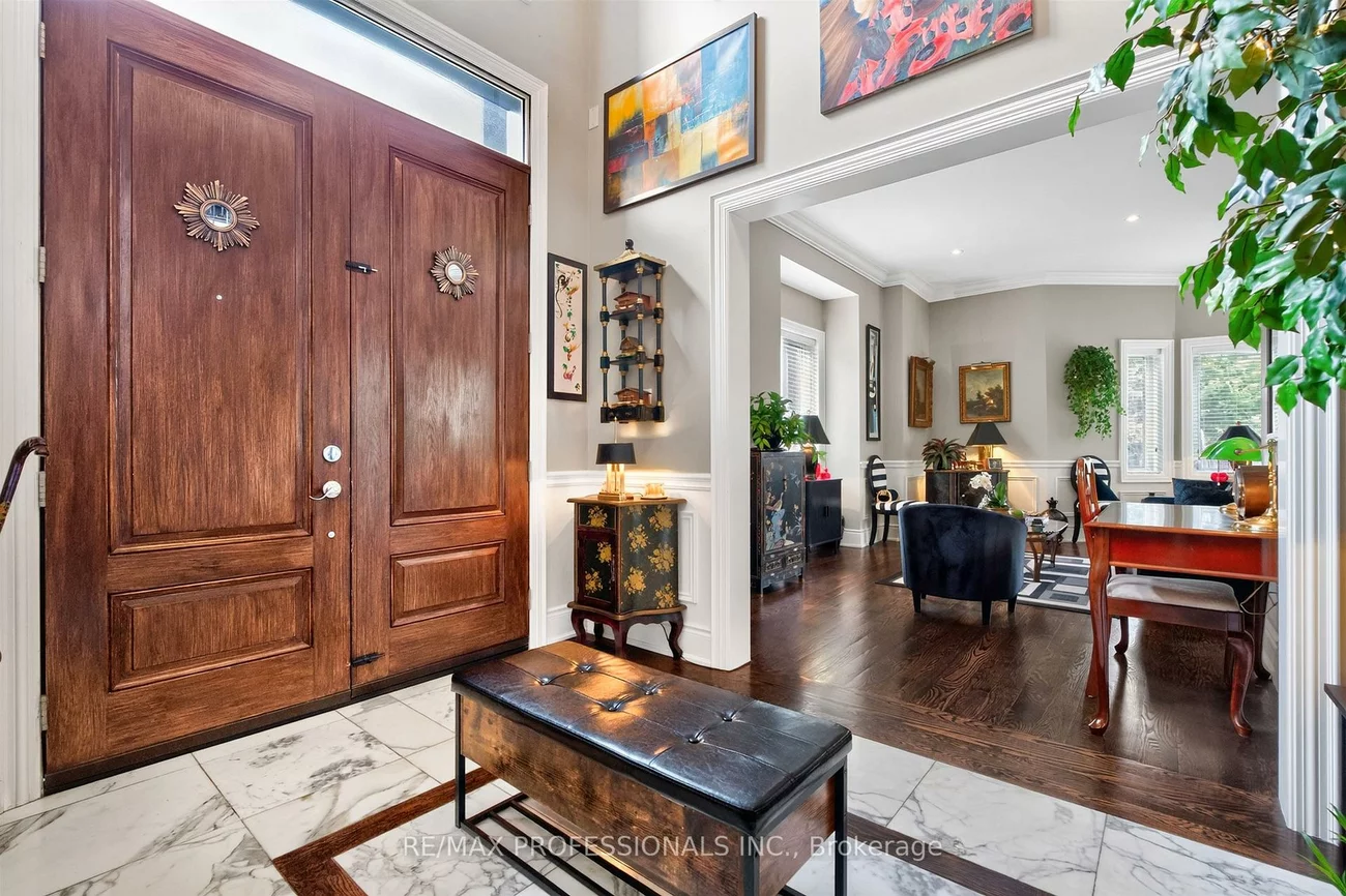 2, Charleston, Islington-City Centre West, Toronto