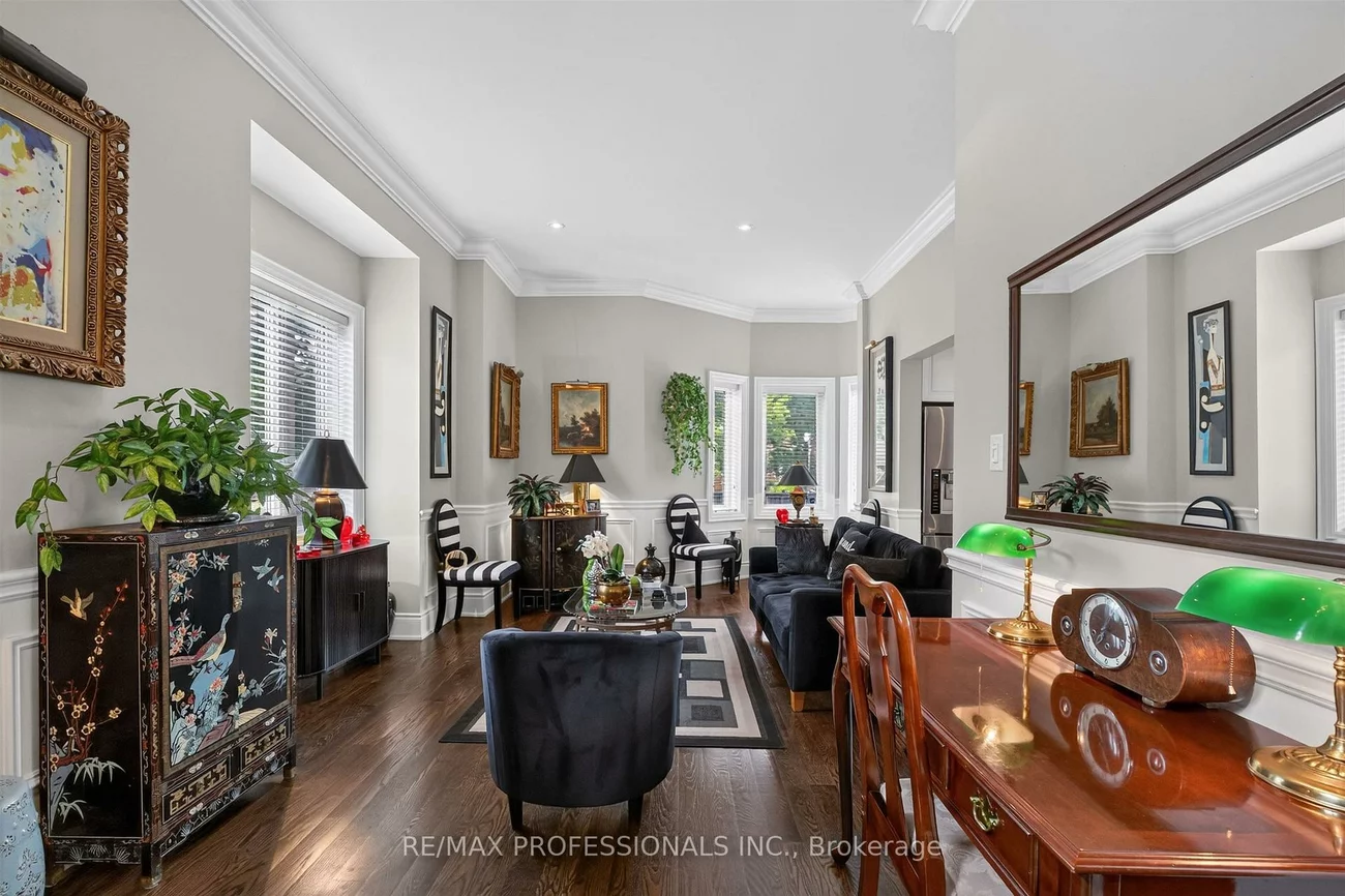 2, Charleston, Islington-City Centre West, Toronto