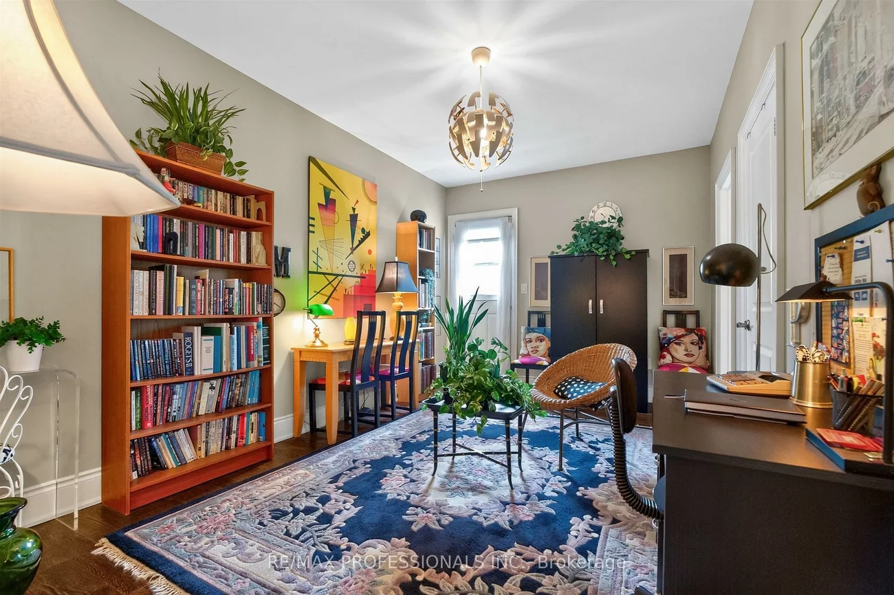 2, Charleston, Islington-City Centre West, Toronto
