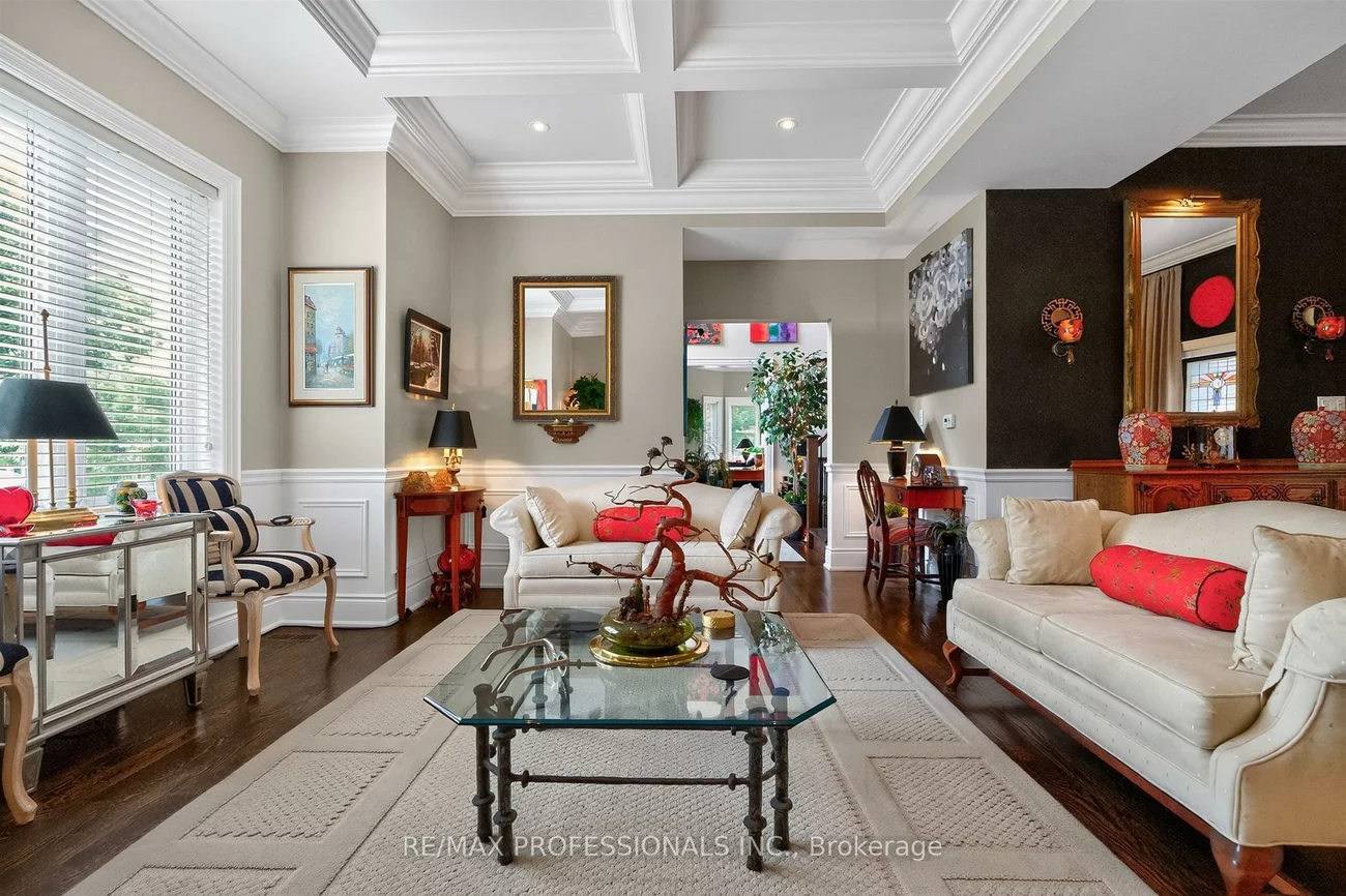 2, Charleston, Islington-City Centre West, Toronto