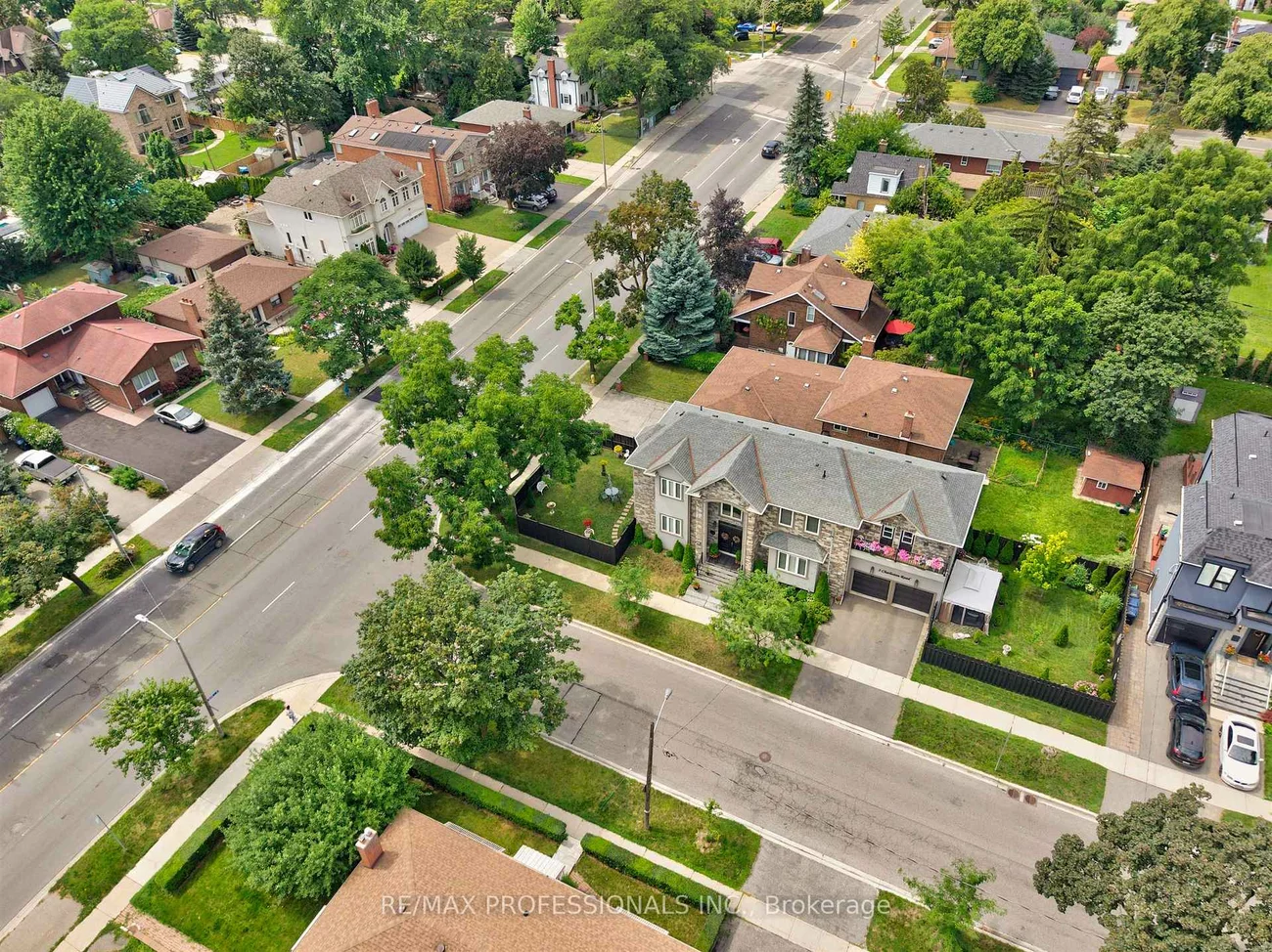 2, Charleston, Islington-City Centre West, Toronto