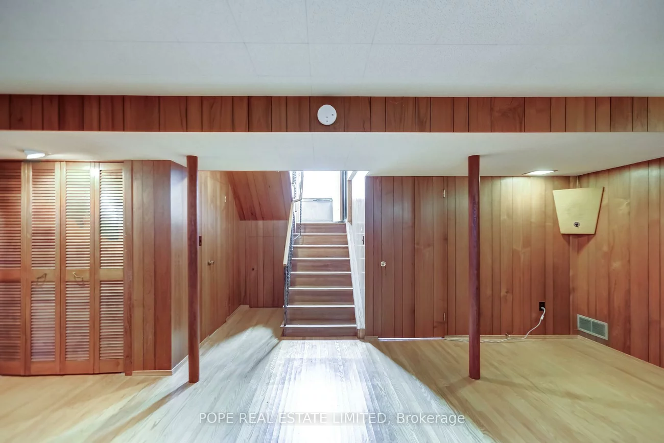 16, Pipestone, Elms-Old Rexdale, Toronto