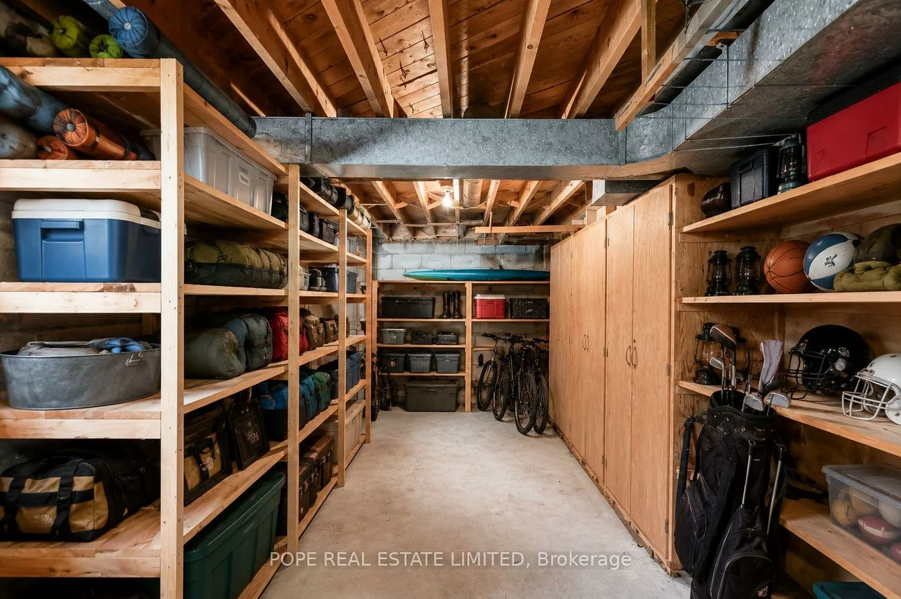 16, Pipestone, Elms-Old Rexdale, Toronto
