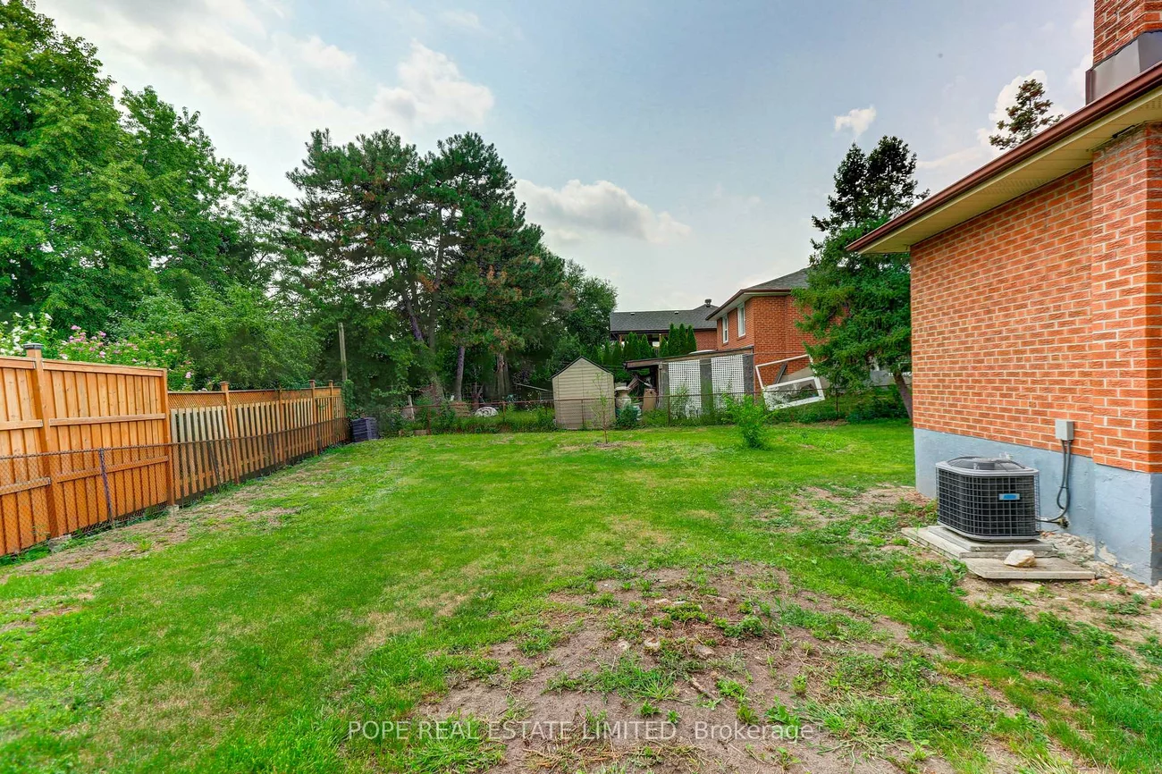 16, Pipestone, Elms-Old Rexdale, Toronto