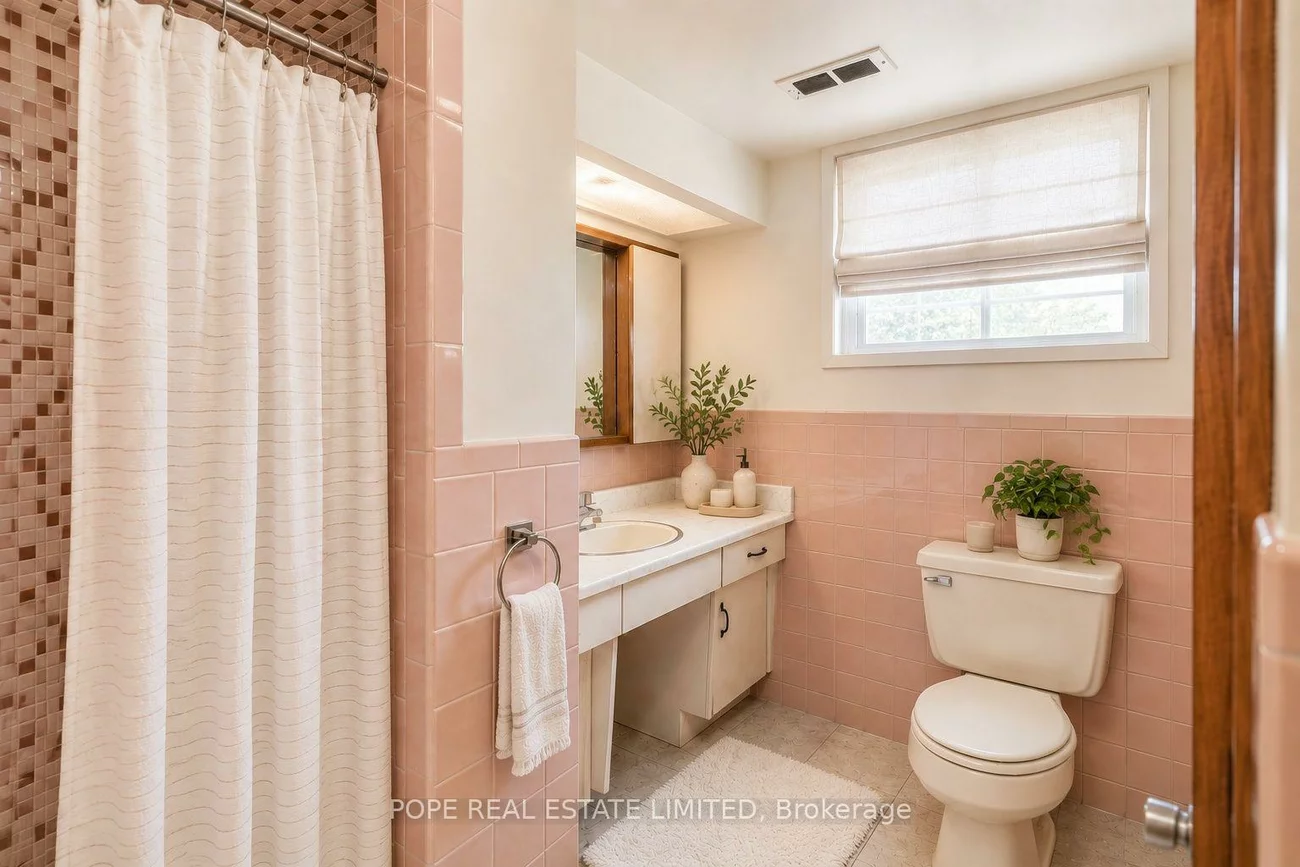 16, Pipestone, Elms-Old Rexdale, Toronto