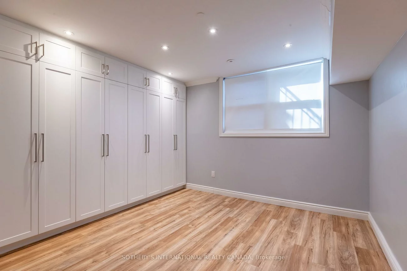 960A, The Queensway, Stonegate-Queensway, Toronto
