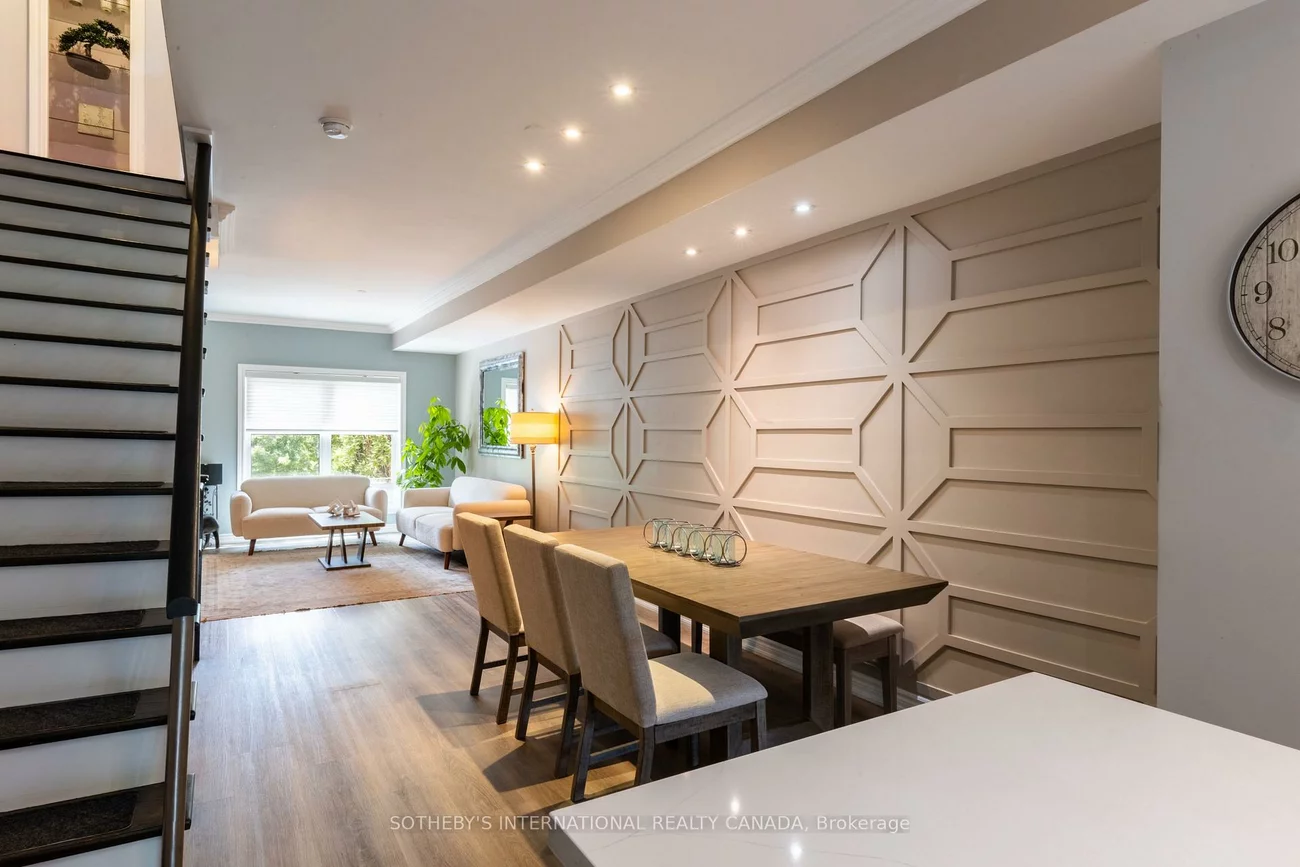960A, The Queensway, Stonegate-Queensway, Toronto