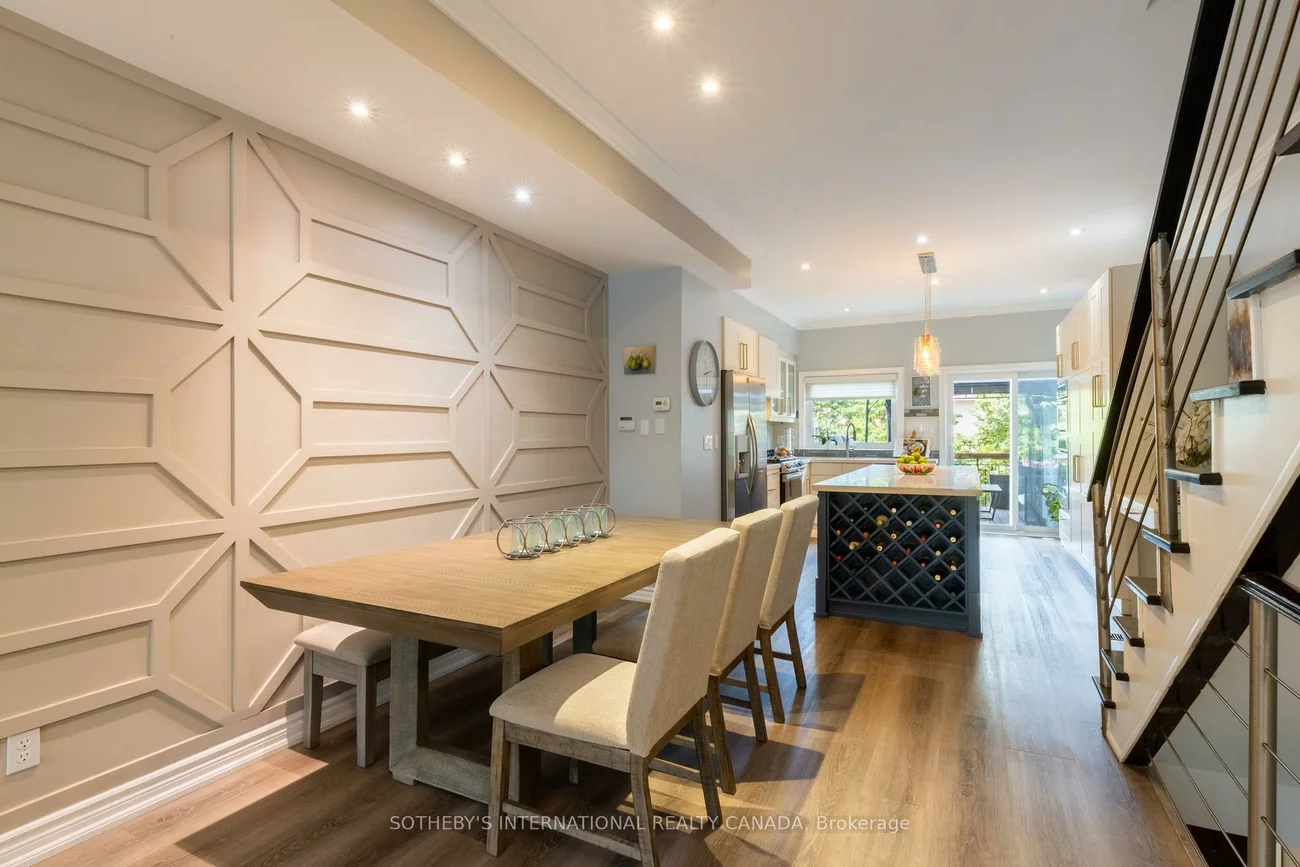 960A, The Queensway, Stonegate-Queensway, Toronto